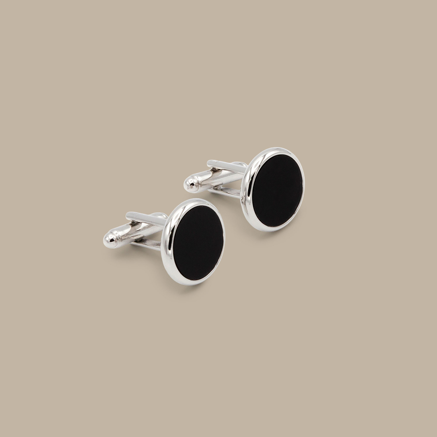 Tuxedo Cufflinks & Shirt Four Studs Set — garment photograph