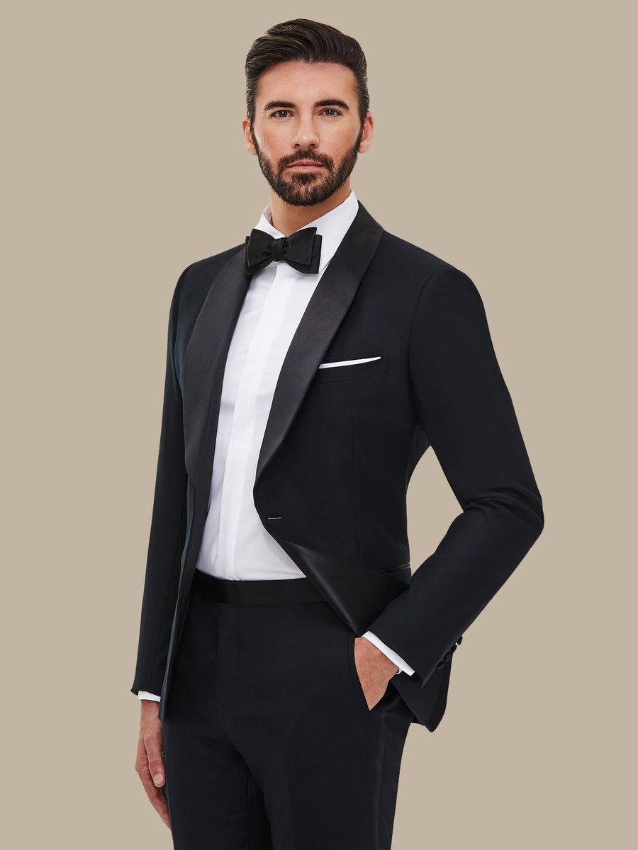 The Black Superfine Dinner Jacket — garment photograph