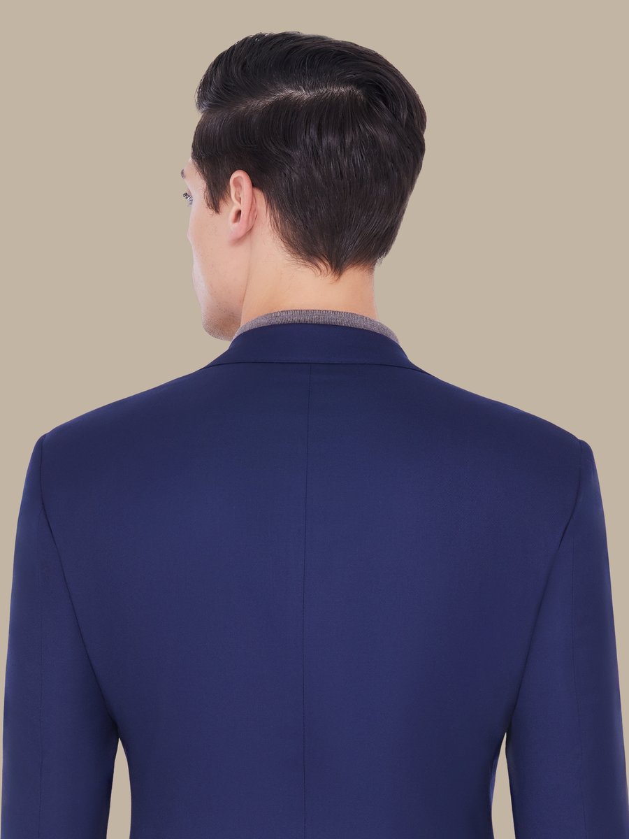 The Navy Superfine Suit — garment photograph
